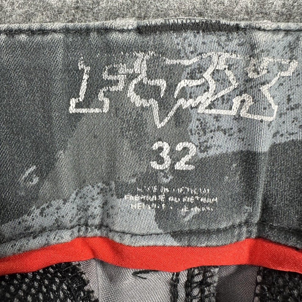 Fox Racing Cargo Shorts Mens 32 Gray Camo 12 In Inseam Lined Casual Outdoor - Picture 10 of 13
